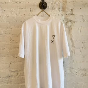 <h5>3DS Original T-Shirts WHITE with Back Print</h5>