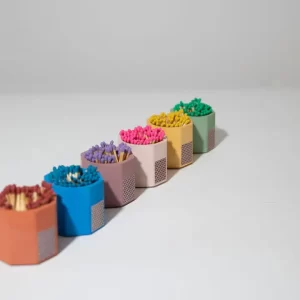 <h5>Tenn Prairie's Match Holder</h5>